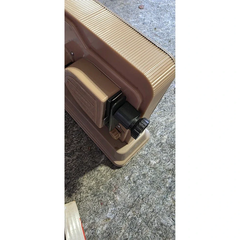 Vintage‎ 3918-1 CRAGSTAN 8mm Triple Action MOVIE PROJECTOR Battery